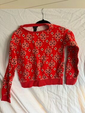 Forever 21 Red Patterned Crew Neck Sweater